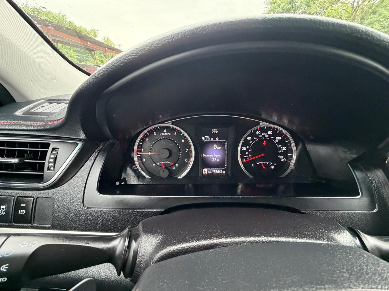 Toyota Camry XLE Auto (Natl) 2017