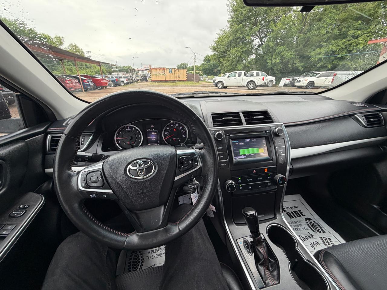 Toyota Camry XLE Auto (Natl) 2017