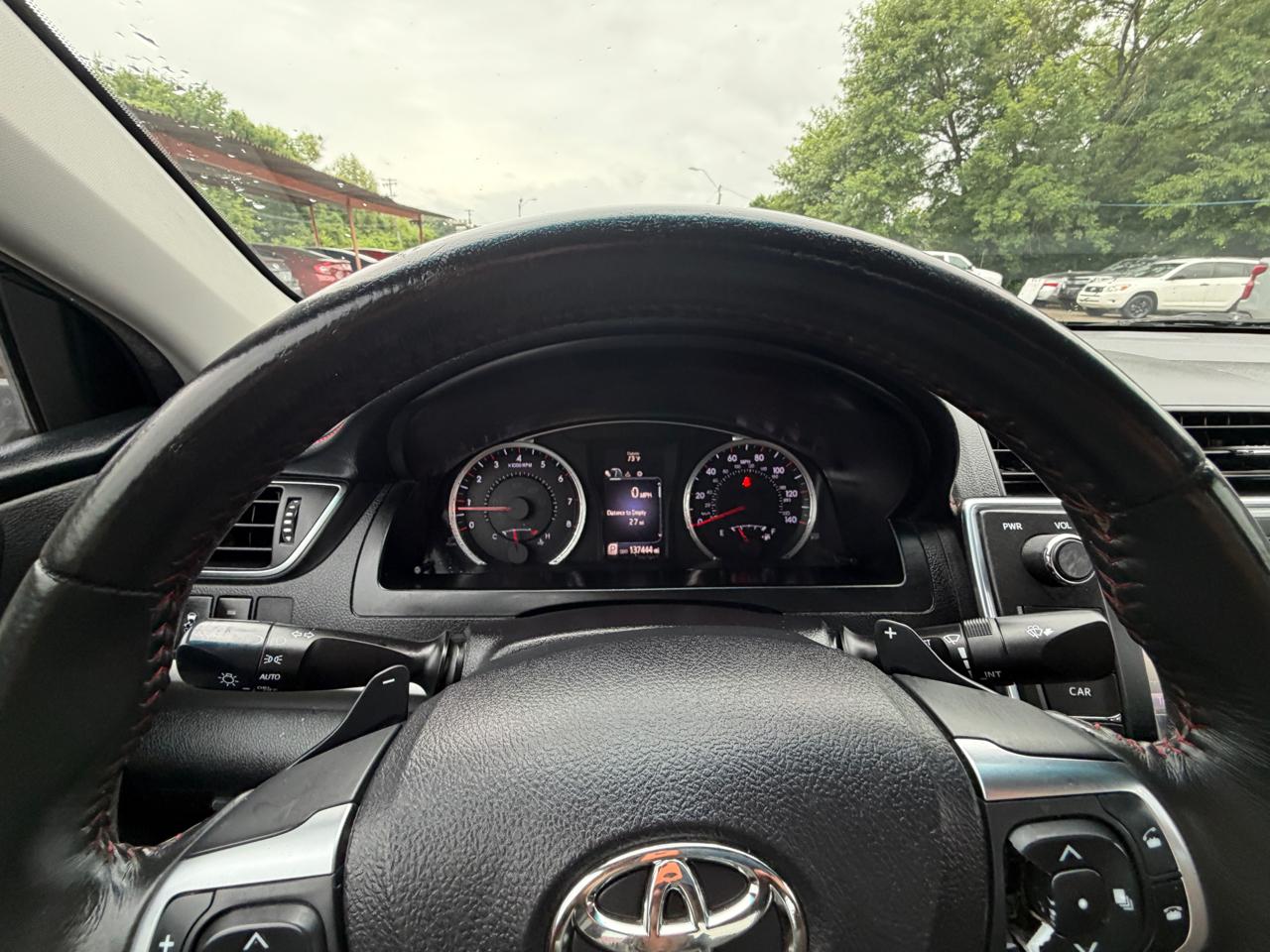 Toyota Camry XLE Auto (Natl) 2017