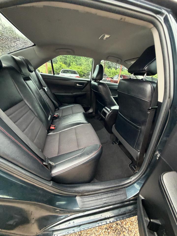 Toyota Camry XLE Auto (Natl) 2017