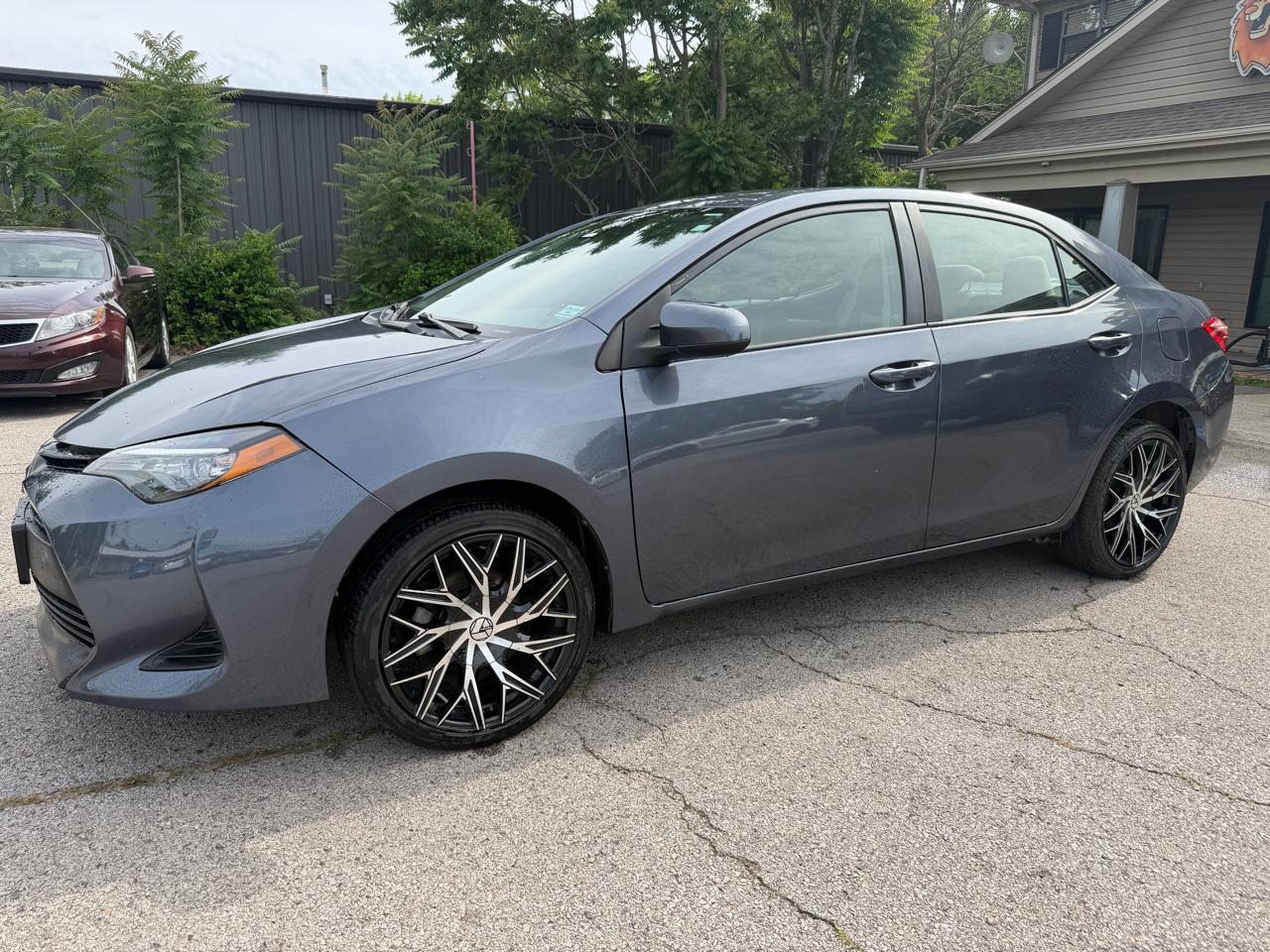 Toyota Corolla XLE CVT (Natl) 2019
