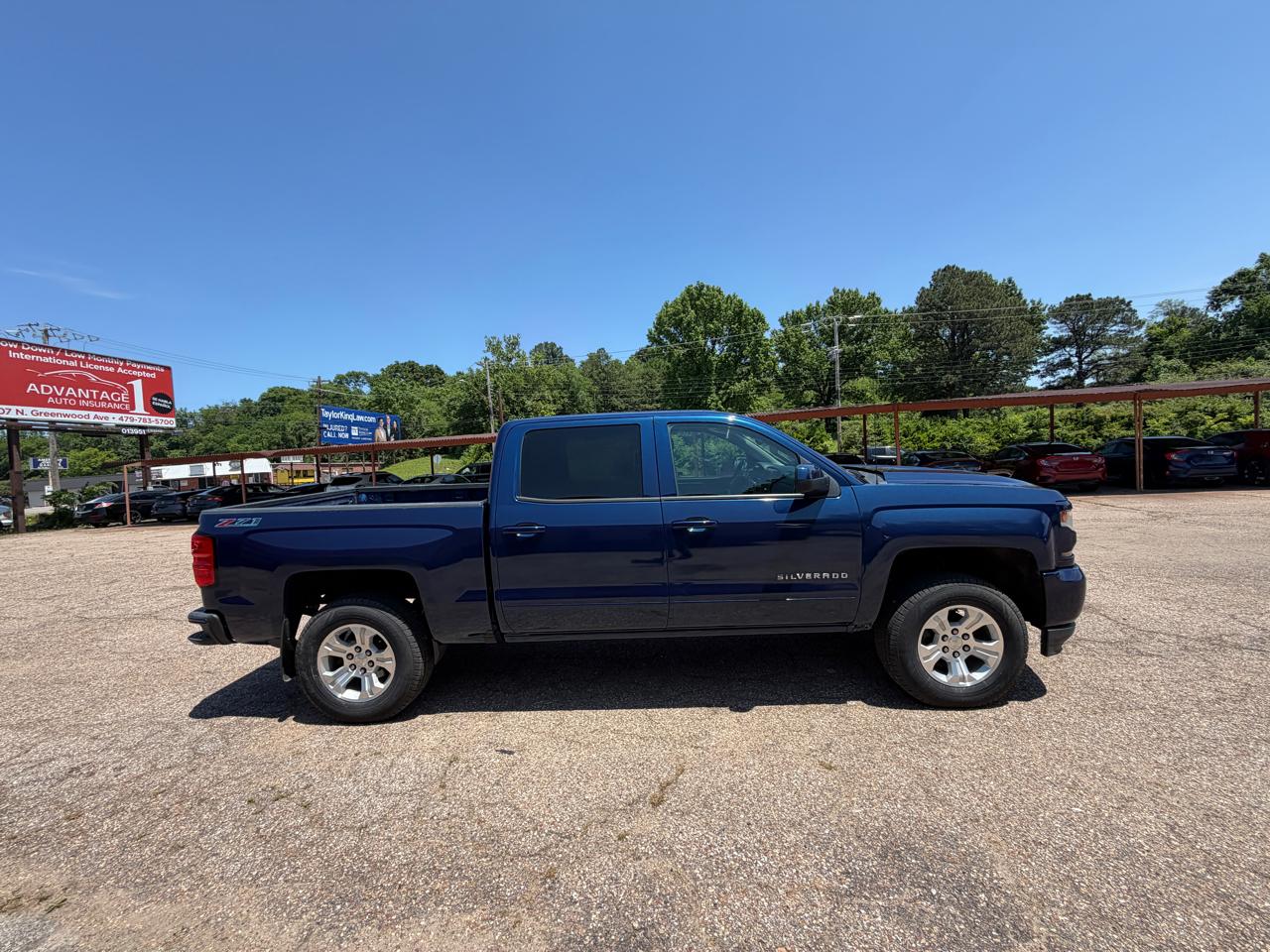 Chevrolet Silverado 1500 4WD Crew Cab 143.5" LT w/2LT 2016