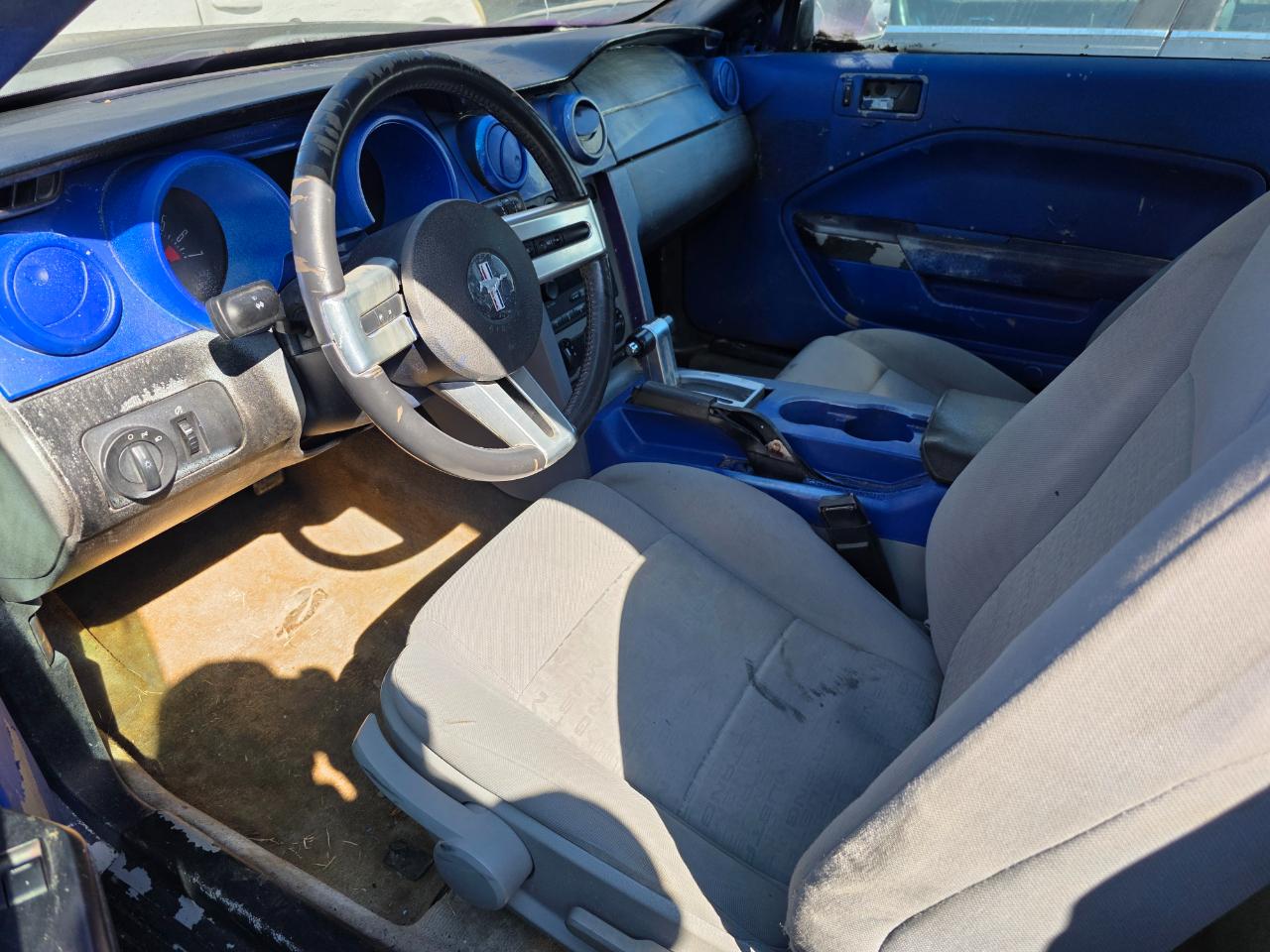 Ford Mustang 2dr Cpe Premium 2007