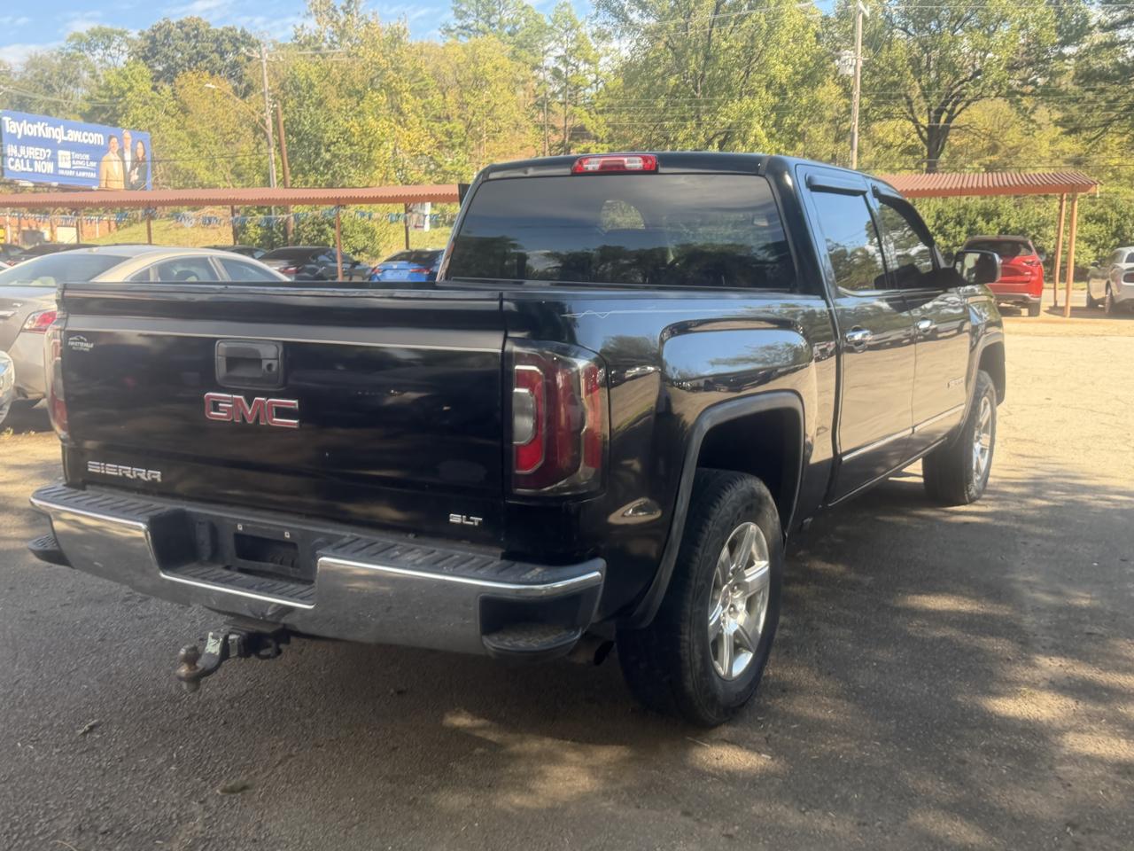 GMC Sierra 1500 4WD Crew Cab 143.5" SLT 2017
