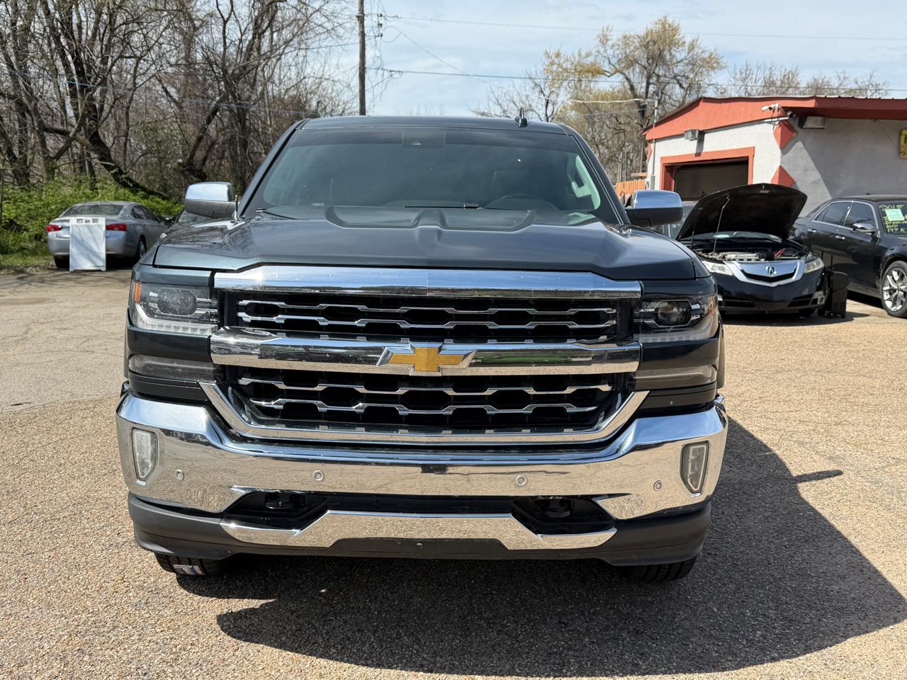 Chevrolet Silverado 1500 2WD Crew Cab 143.5" High Country 2017