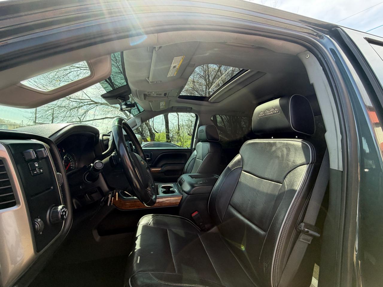 Chevrolet Silverado 1500 2WD Crew Cab 143.5" High Country 2017