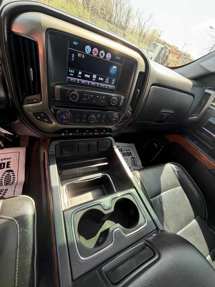 Chevrolet Silverado 1500 2WD Crew Cab 143.5" High Country 2017