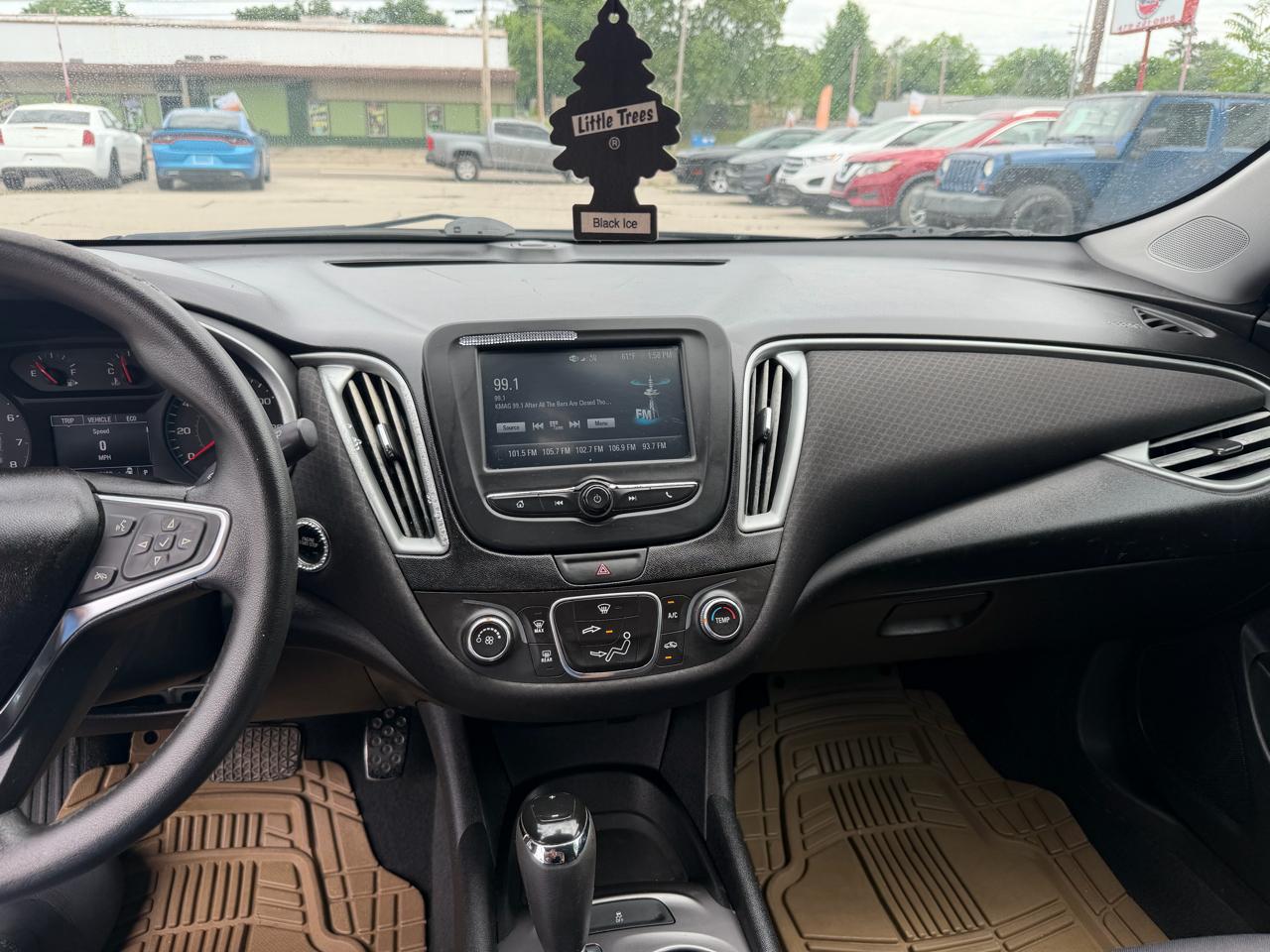 Chevrolet Malibu 4dr Sdn LS w/1LS 2017