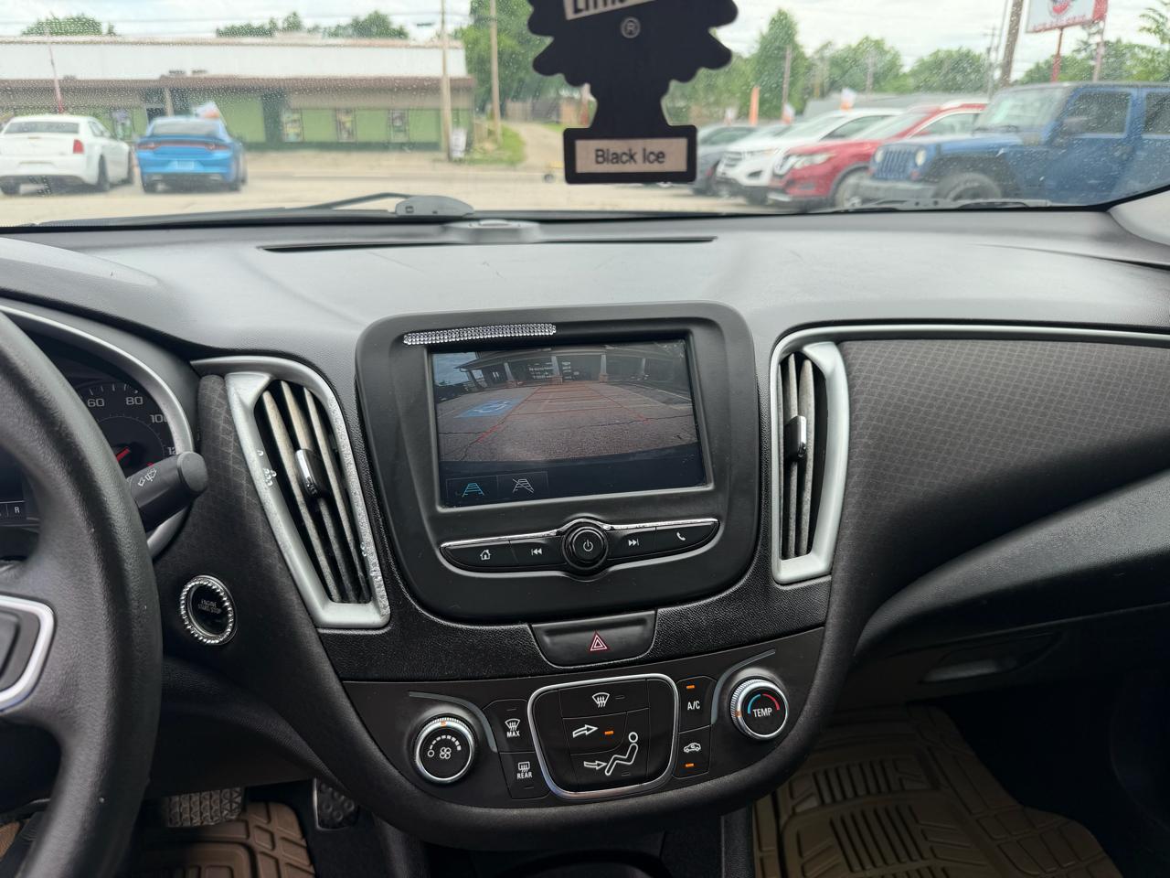 Chevrolet Malibu 4dr Sdn LS w/1LS 2017