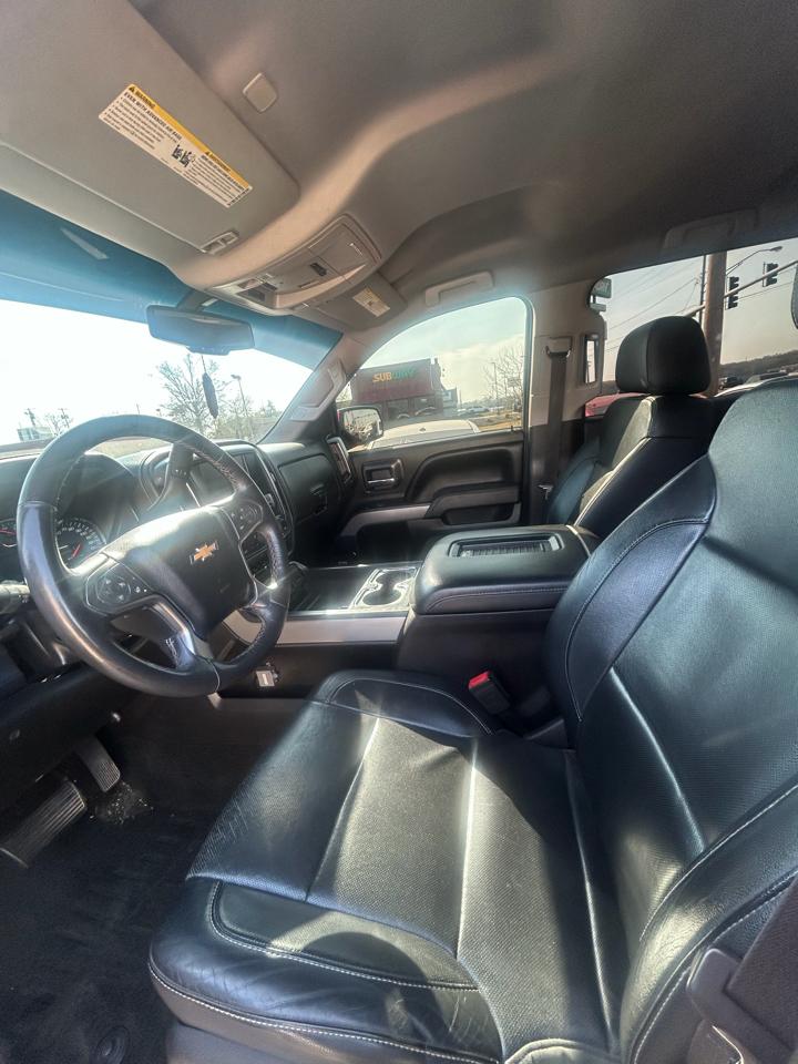 Chevrolet Silverado 1500 4WD Crew Cab 143.5" LTZ w/2LZ 2017