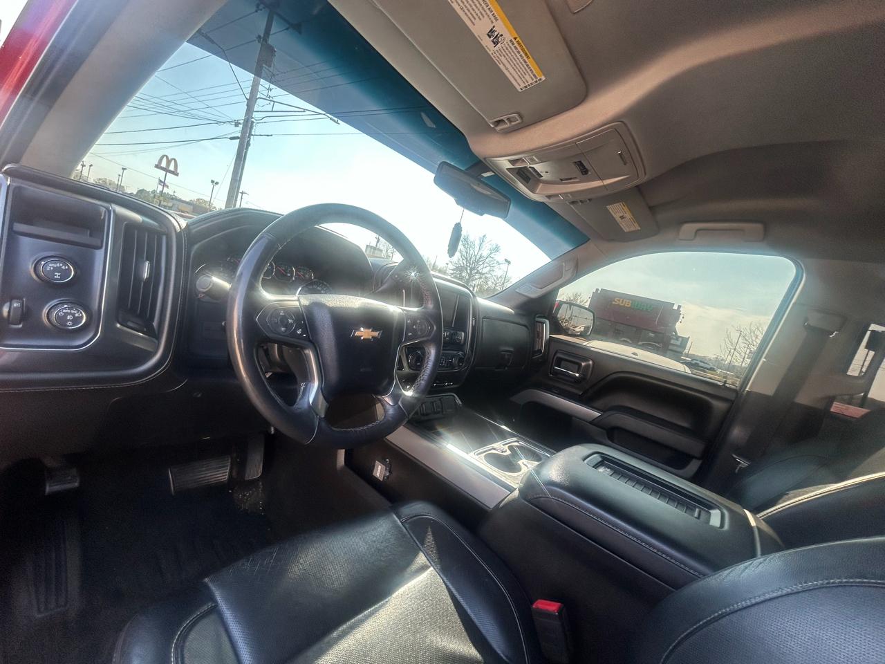 Chevrolet Silverado 1500 4WD Crew Cab 143.5" LTZ w/2LZ 2017