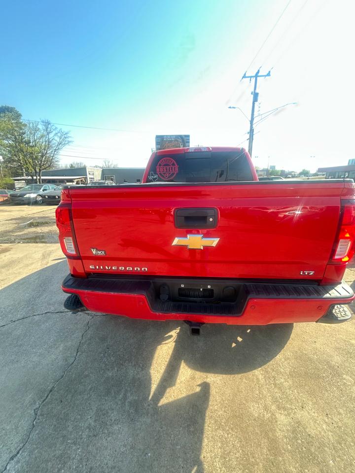 Chevrolet Silverado 1500 4WD Crew Cab 143.5" LTZ w/2LZ 2017