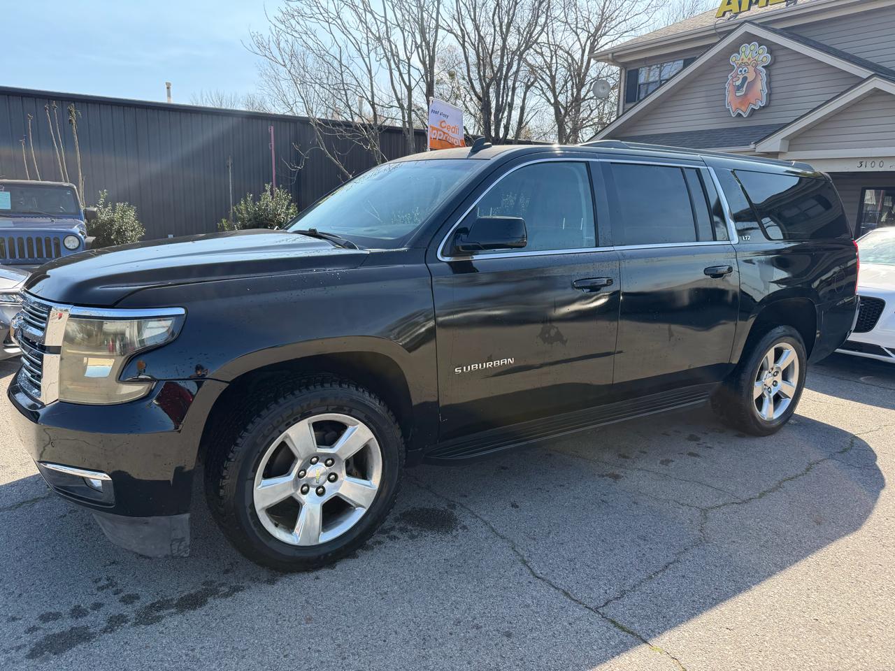 Chevrolet Suburban LT 1500 4WD 2015