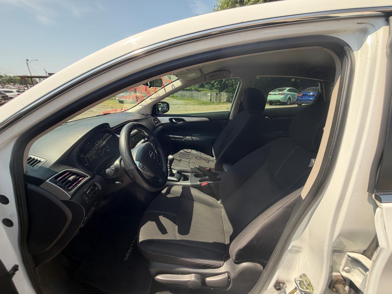 Nissan Sentra S CVT 2018