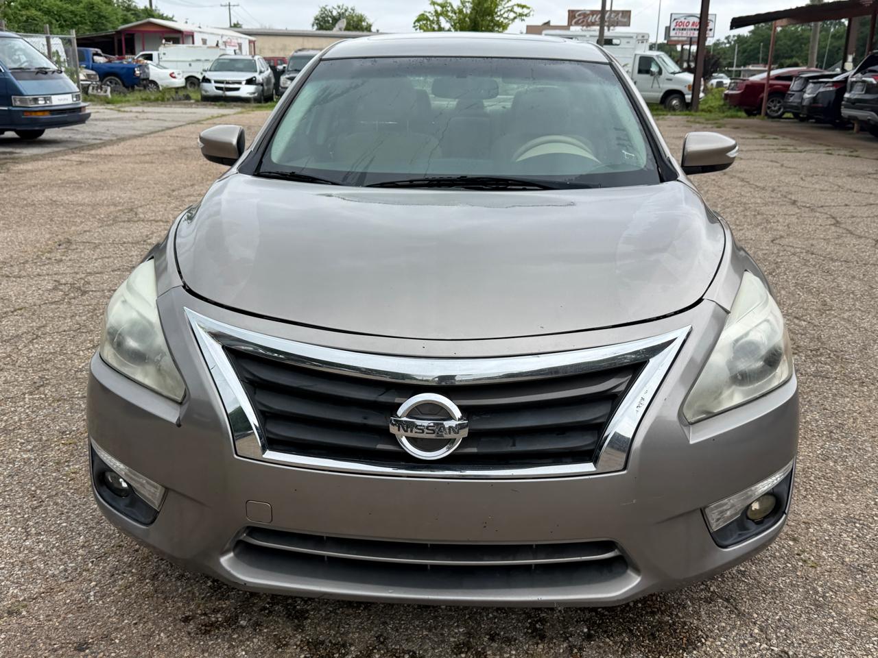 Nissan Altima 2.5 SV 2015