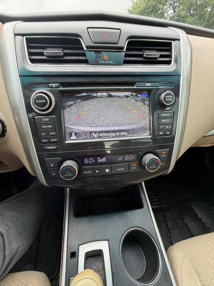 Nissan Altima 2.5 SV 2015