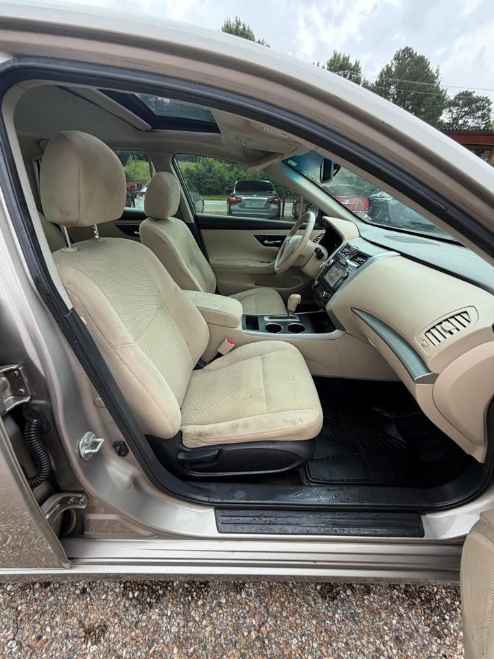 Nissan Altima 2.5 SV 2015