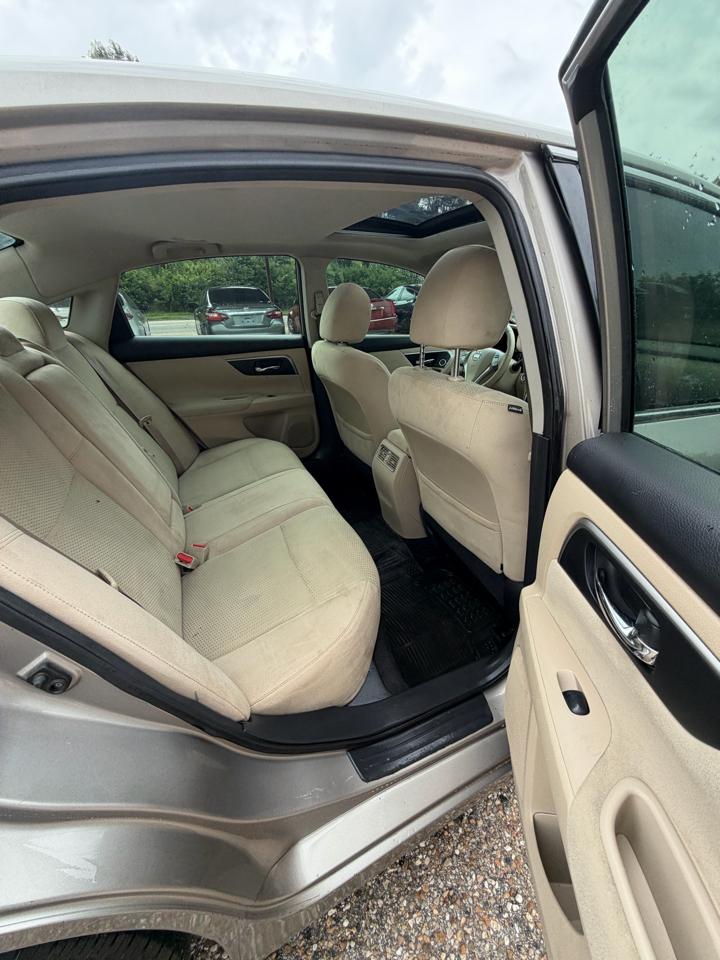 Nissan Altima 2.5 SV 2015