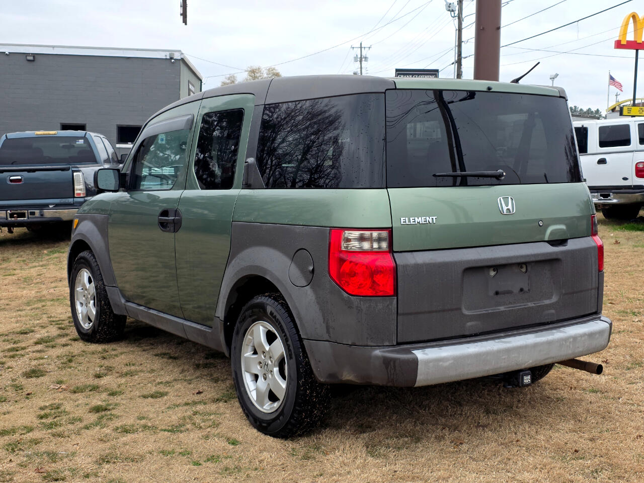 Honda Element EX 2WD AT w/ Front Side Airbags 2004