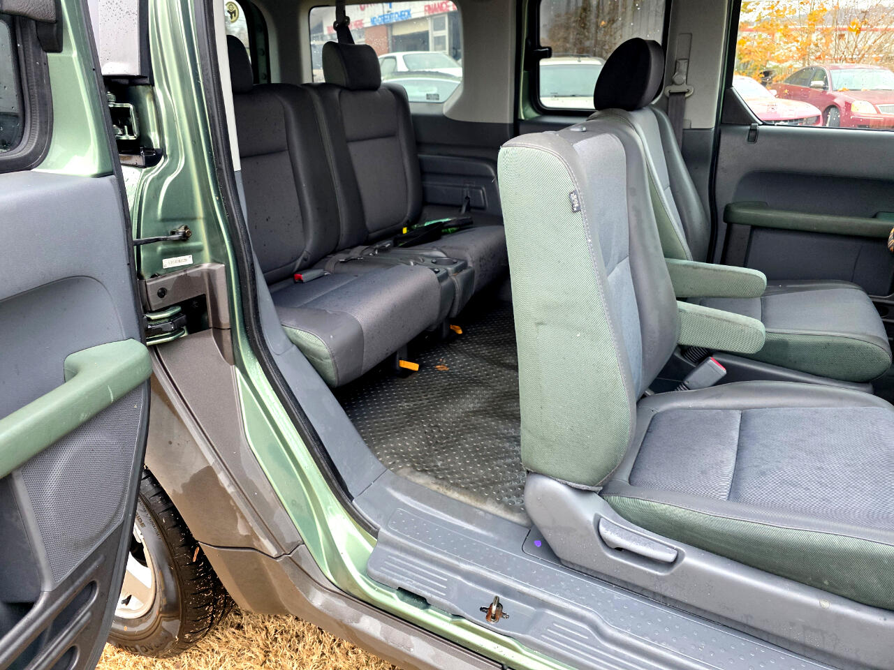 Honda Element EX 2WD AT w/ Front Side Airbags 2004