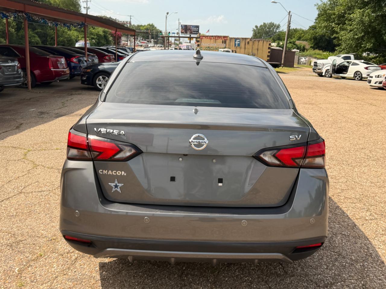 Nissan Versa SV 2021