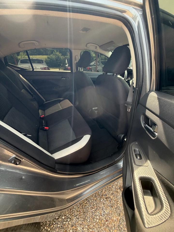 Nissan Versa SV 2021