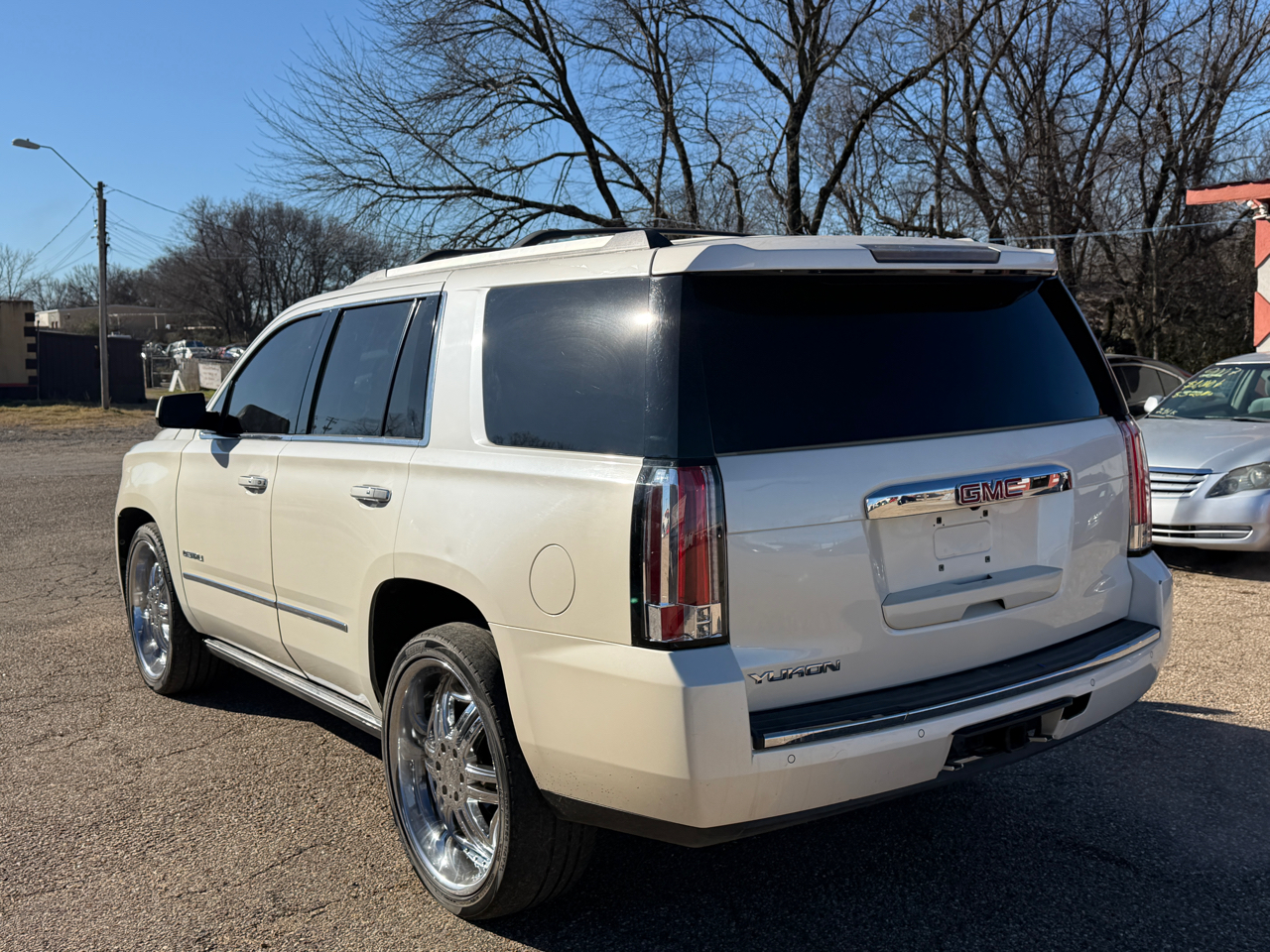 GMC Yukon Denali 4WD 2015
