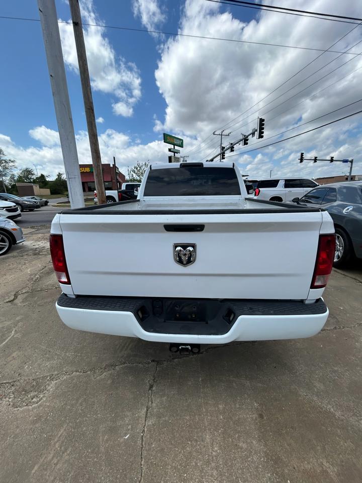 RAM 1500 ST LWB 2WD 2010