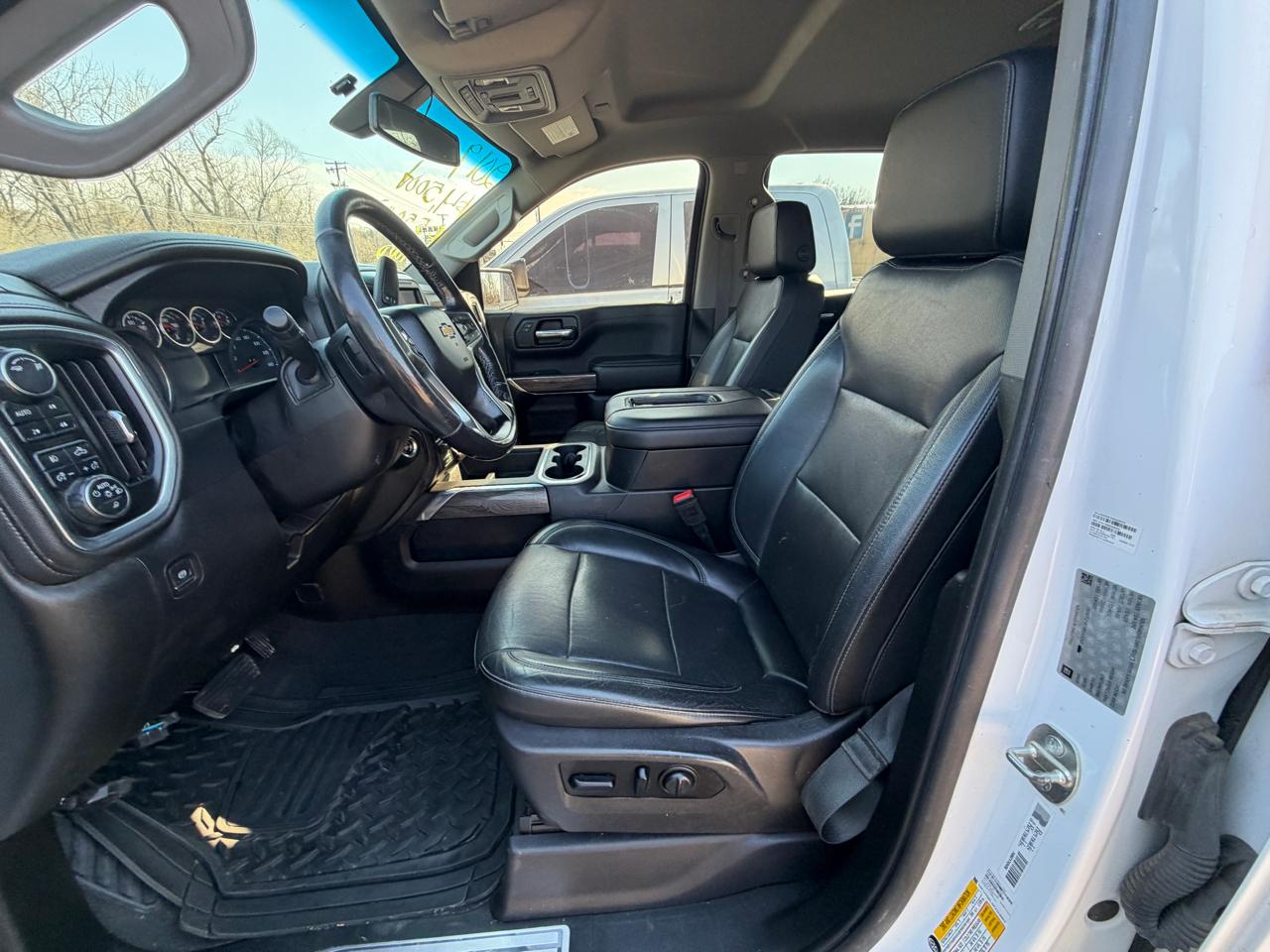 Chevrolet Silverado 1500 LTZ Crew Cab 4WD 2019