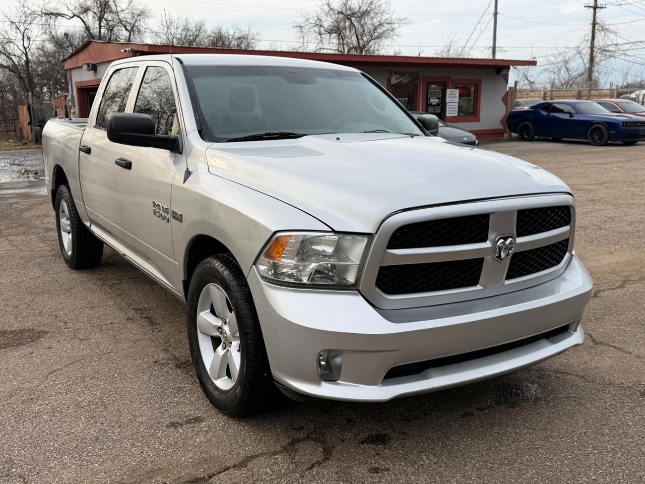 2013 RAM 1500 Tradesman Crew Cab SWB 2WD