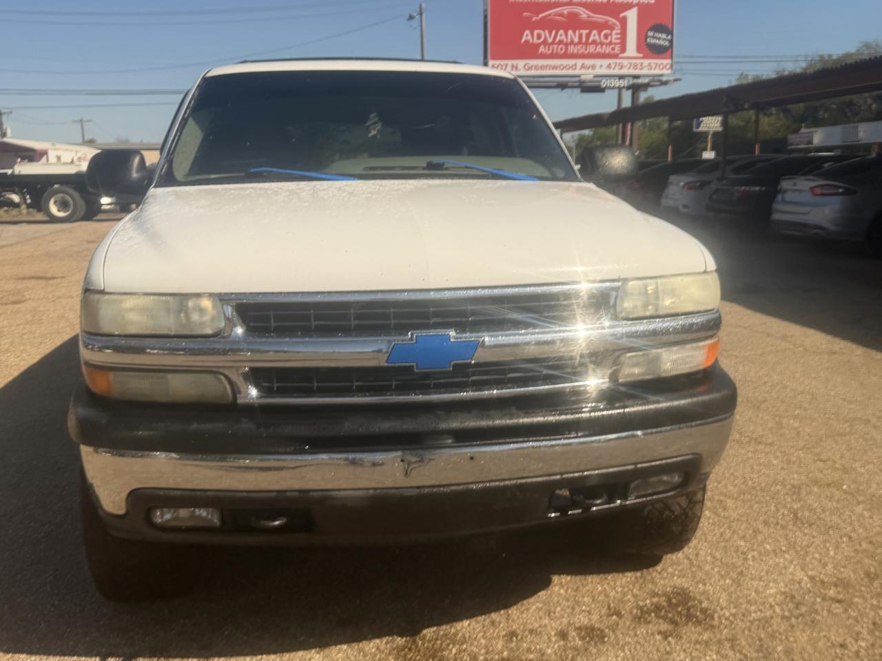 Chevrolet Suburban C1500 2WD 2001
