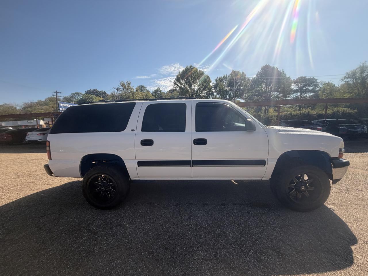 Chevrolet Suburban C1500 2WD 2001