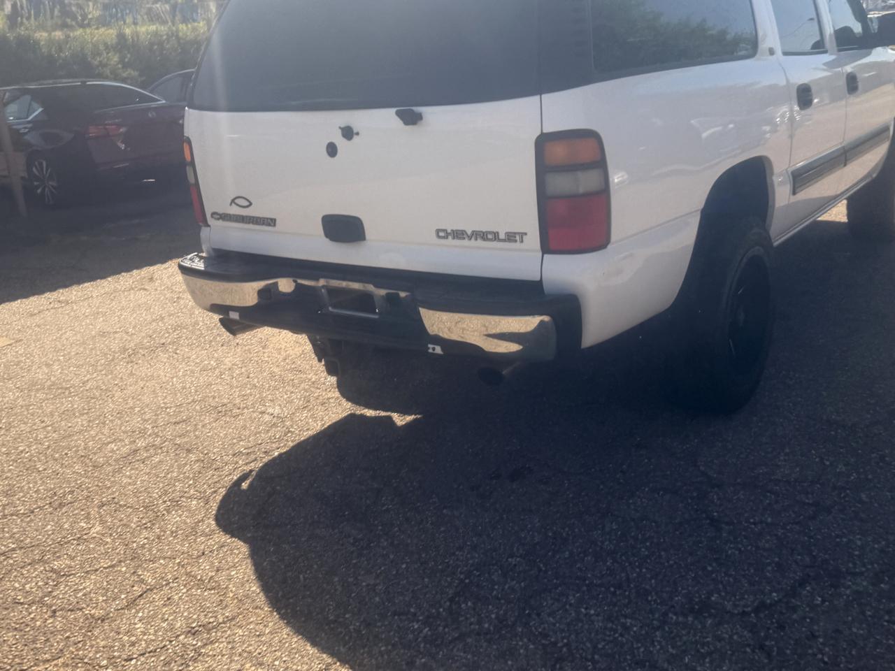Chevrolet Suburban C1500 2WD 2001