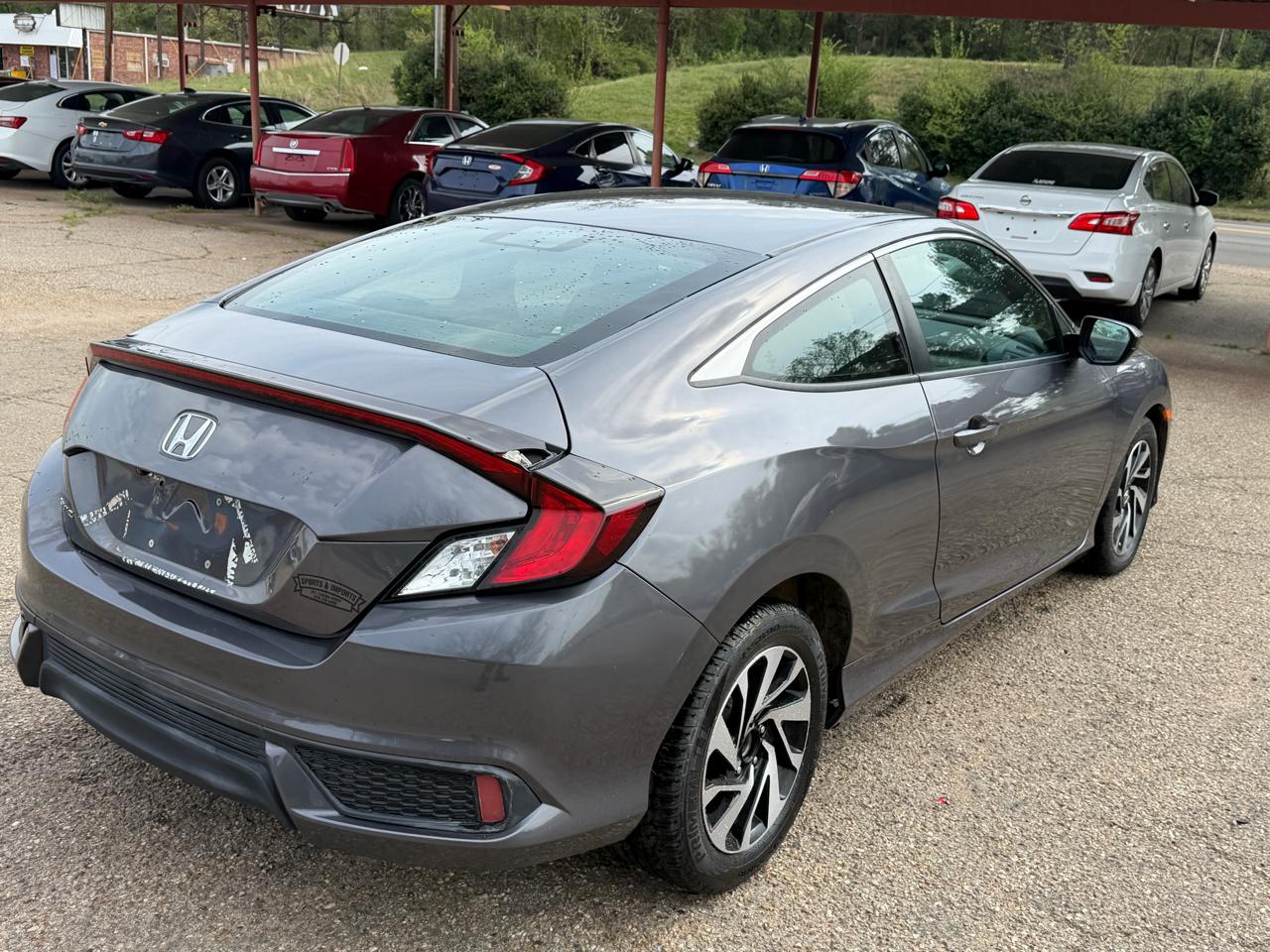 Honda Civic LX Coupe 6-Spd MT 2016