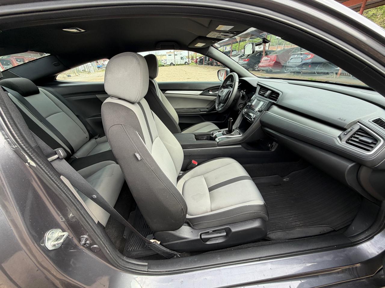 Honda Civic LX Coupe 6-Spd MT 2016