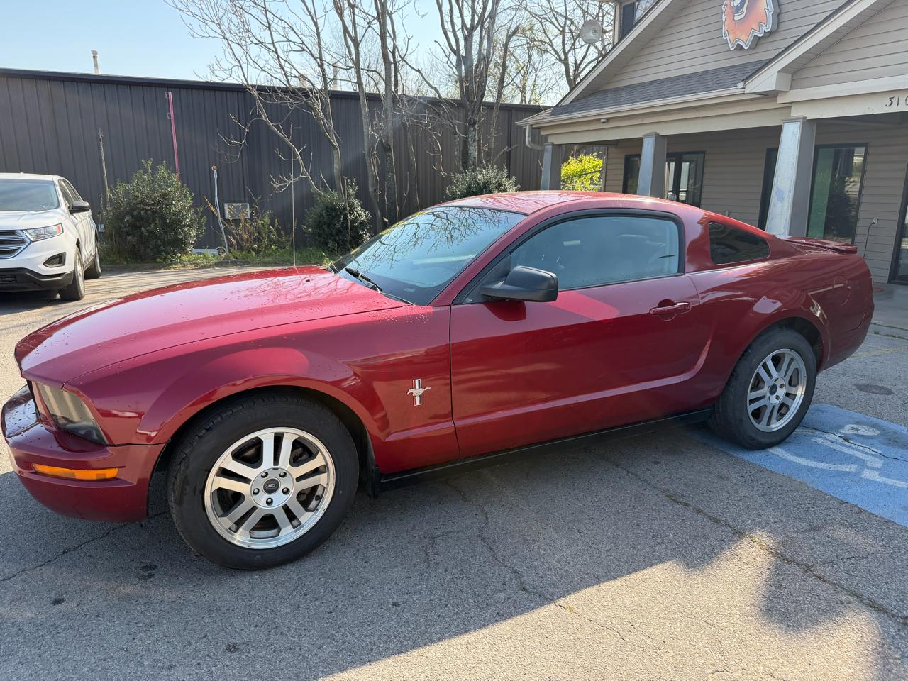 Ford Mustang V6 Premium Coupe 2008