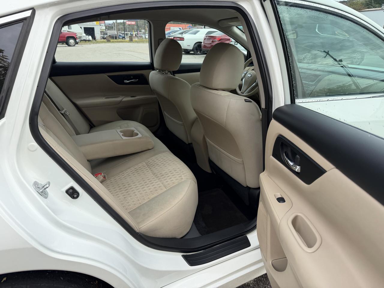 Nissan Altima 2.5 SR 2016