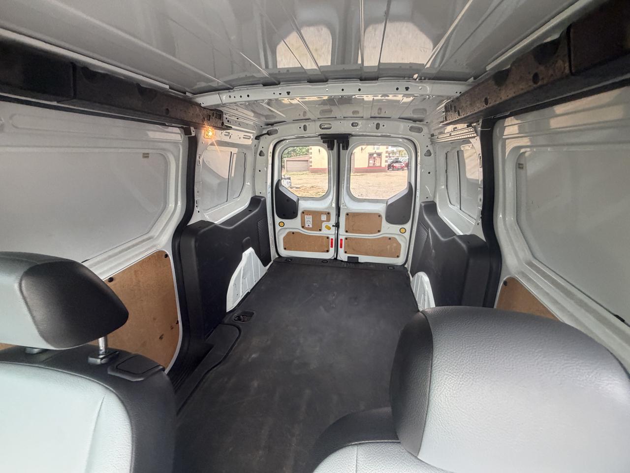 Ford Transit Connect Cargo Van XL LWB w/Rear 180 Degree Door 2017