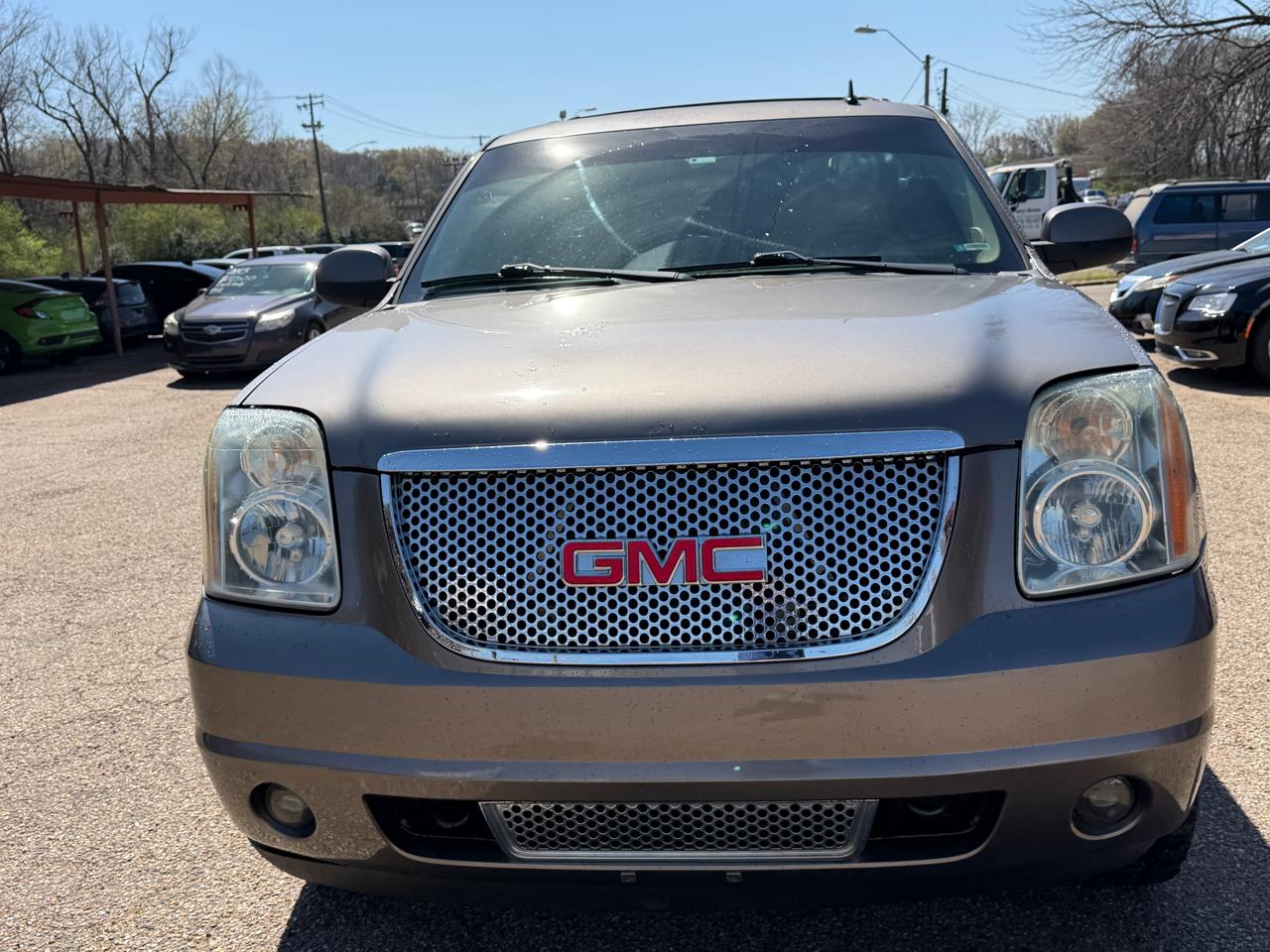 GMC Yukon SLT1 4WD 2011