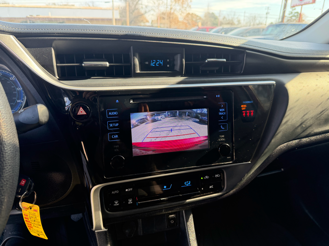 Toyota Corolla XLE CVT 2019