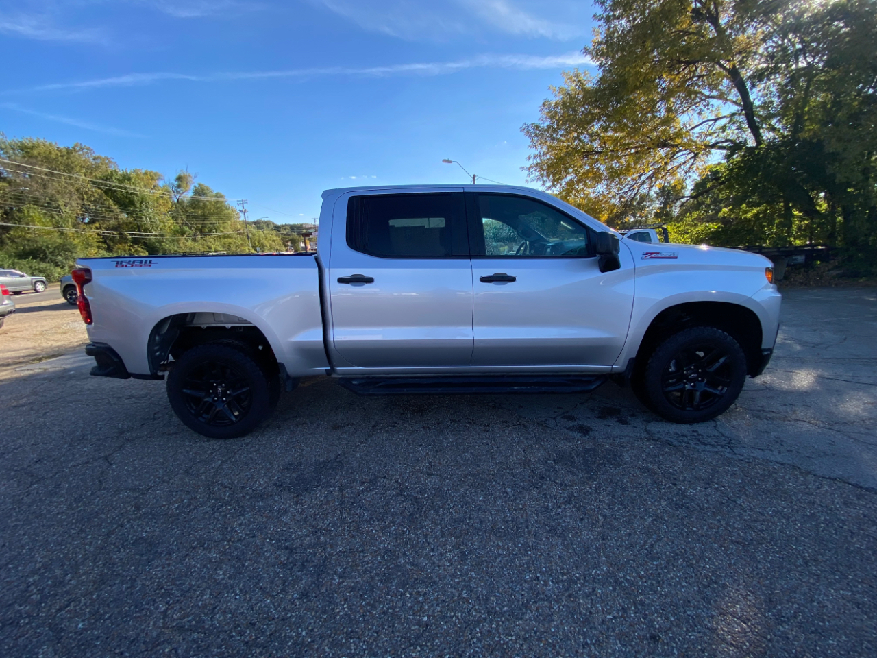 Chevrolet Silverado 1500 Limited Custom Trail Boss Crew Cab Short Box 4WD 2022 Chevrolet Silverado 1500 Limited Custom Trail Boss Crew Cab Short Box 4WD 2022