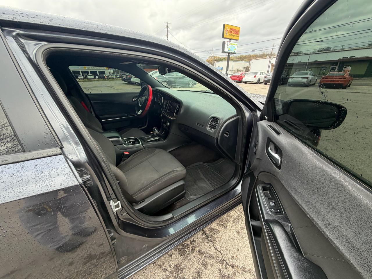 Dodge Charger SXT 2017