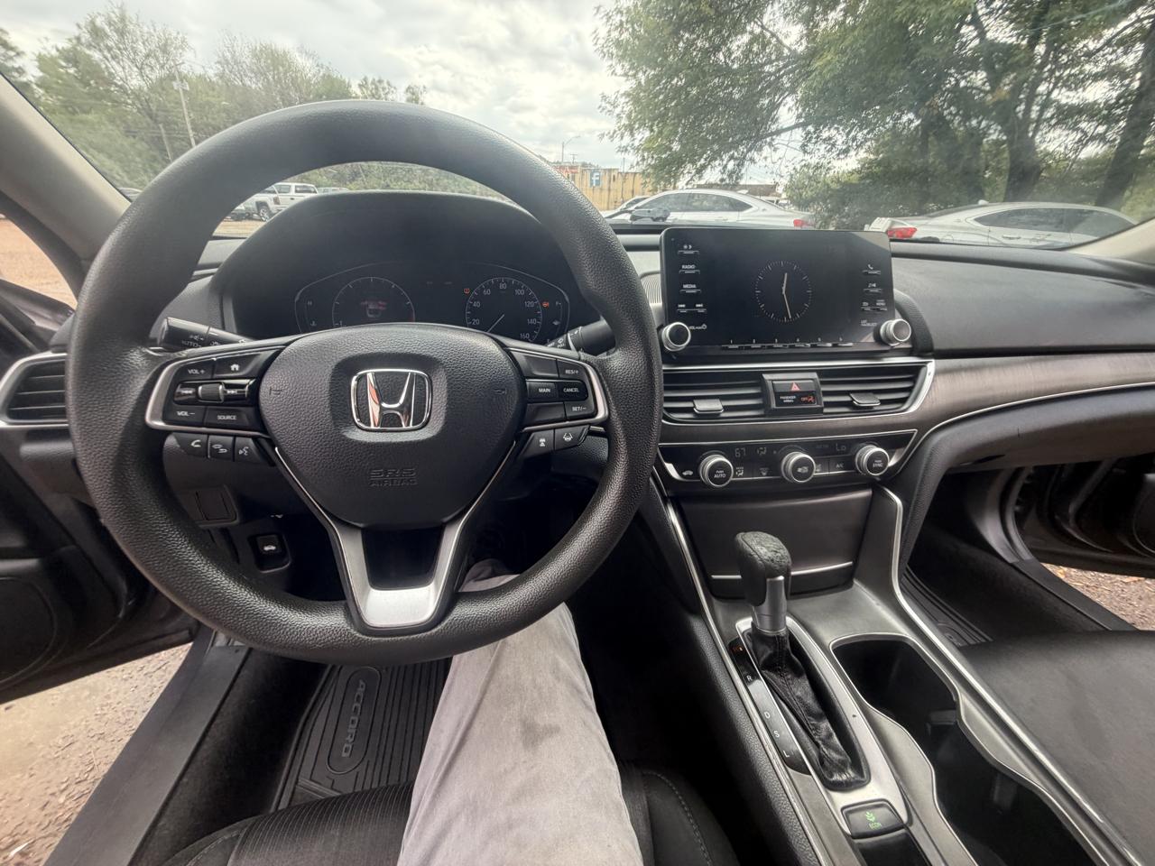 Honda Accord LX CVT 2019