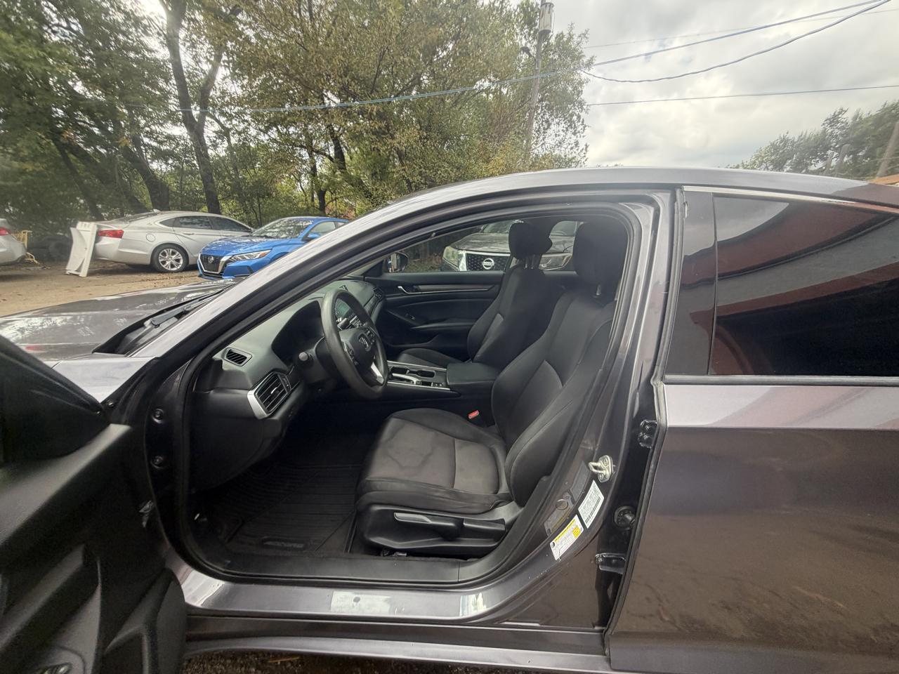 Honda Accord LX CVT 2019