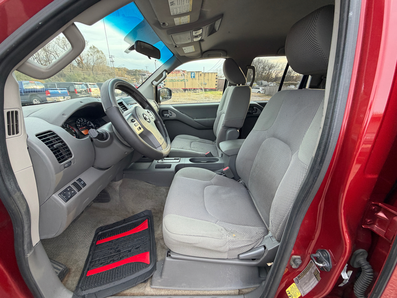 Nissan Frontier S Crew Cab 2WD 2013