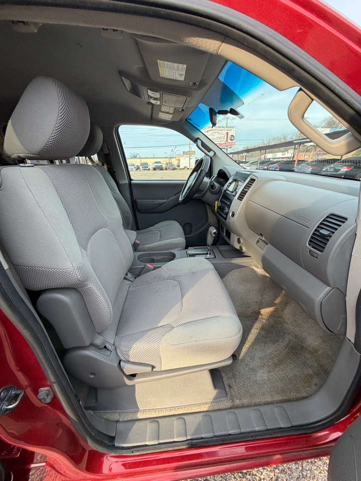 Nissan Frontier S Crew Cab 2WD 2013