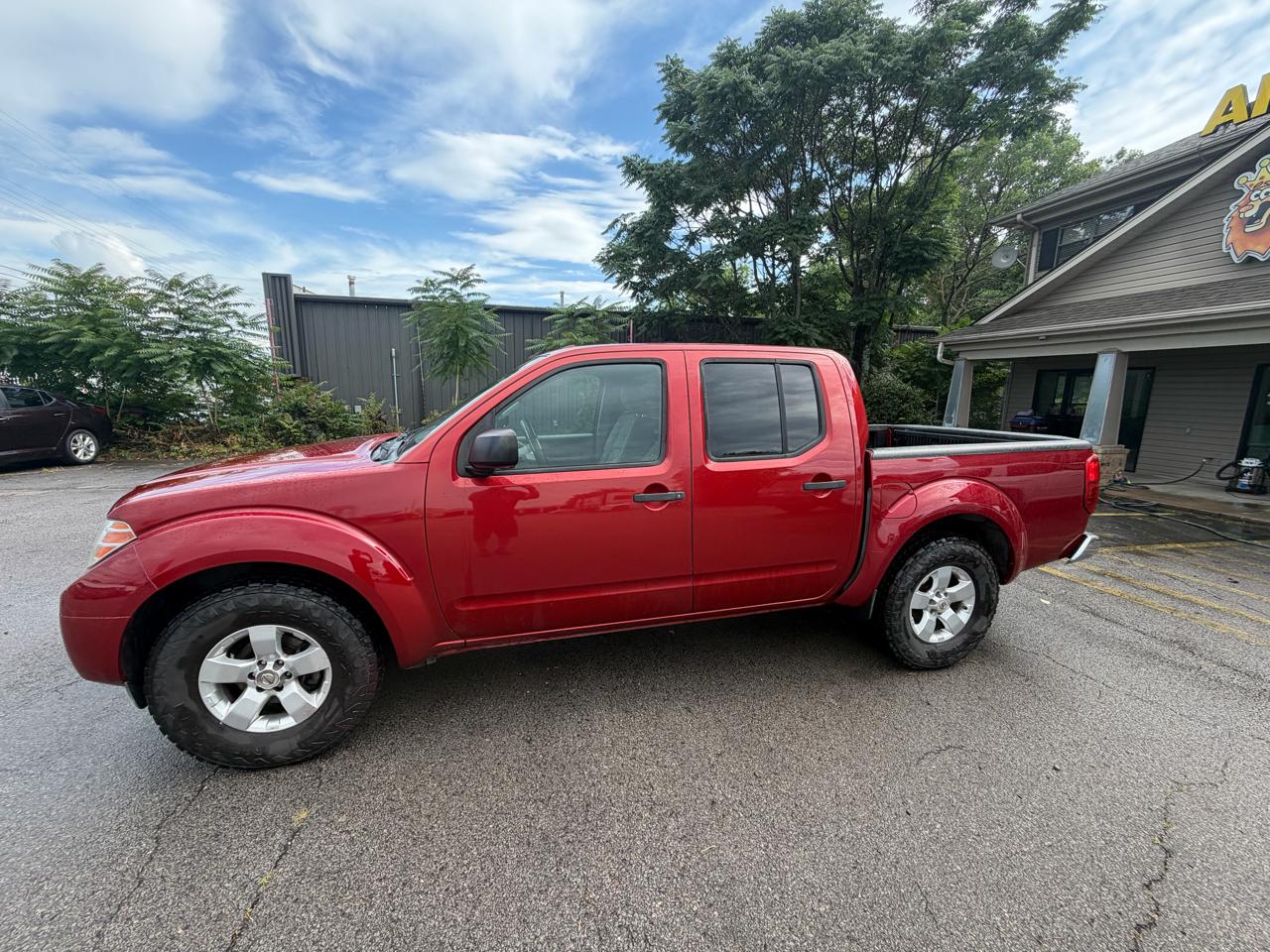 Nissan Frontier S Crew Cab 2WD 2013