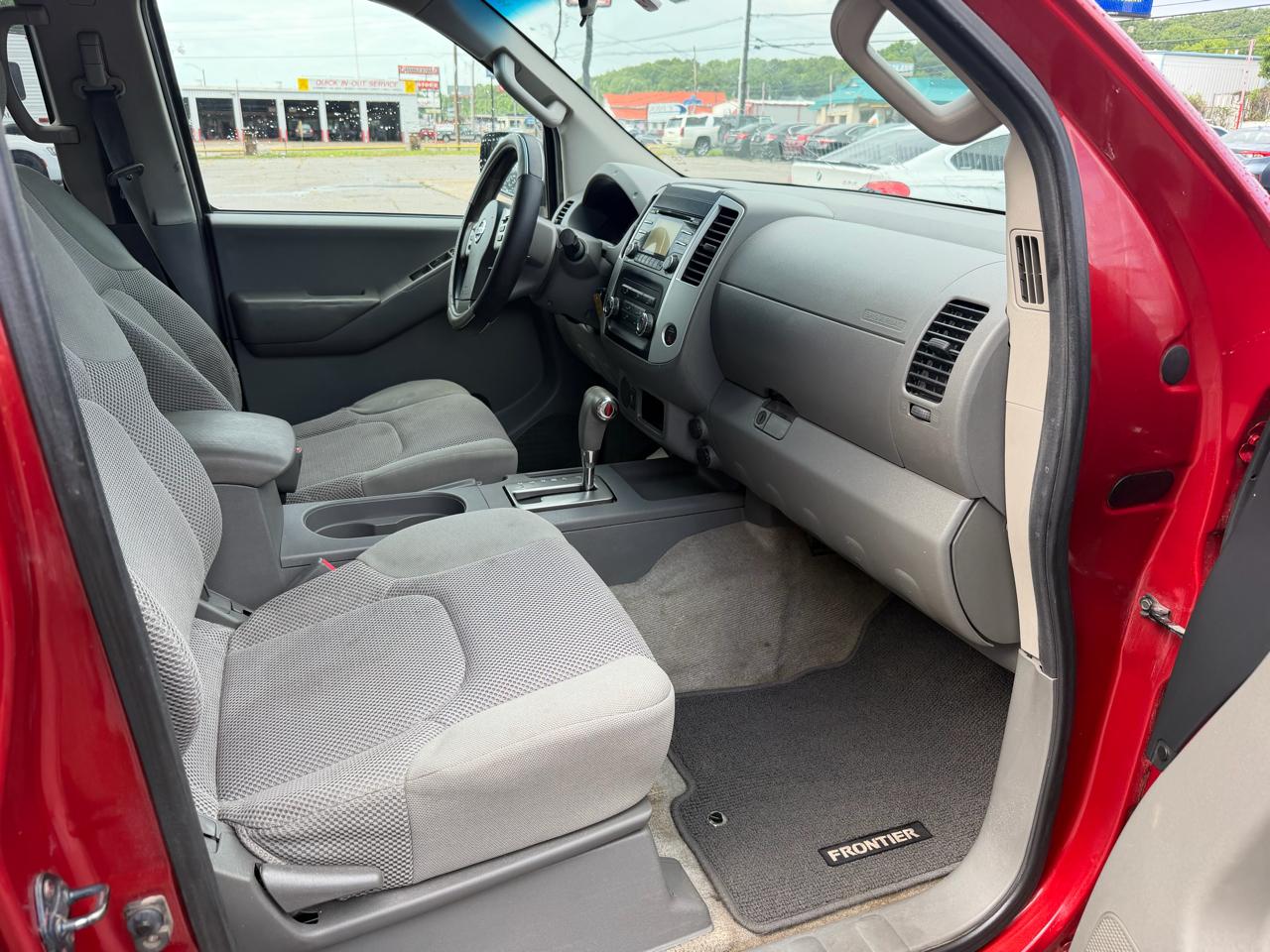 Nissan Frontier S Crew Cab 2WD 2013