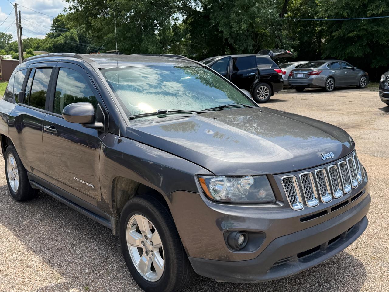 Jeep Compass Latitude FWD 2015