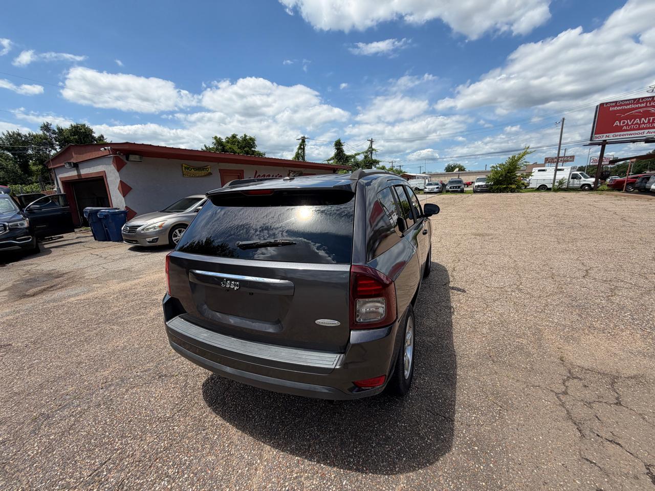 Jeep Compass Latitude FWD 2015